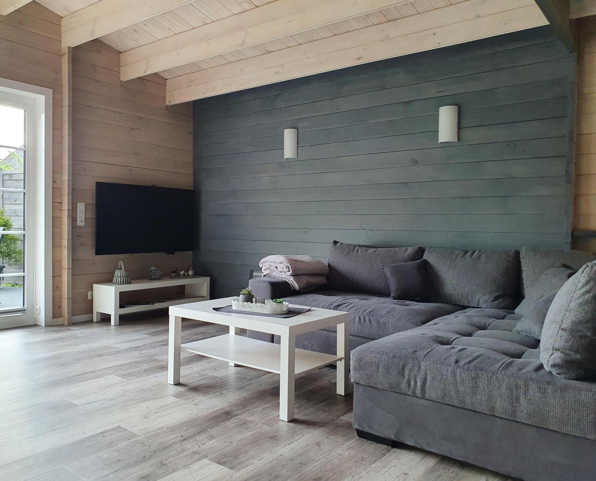 Idyllisches-Blockbohlenhaus-Mit-Eigenem-Garten-Und-Sauna-Zum-Wohlfuehlen Martensrade Екстериор снимка